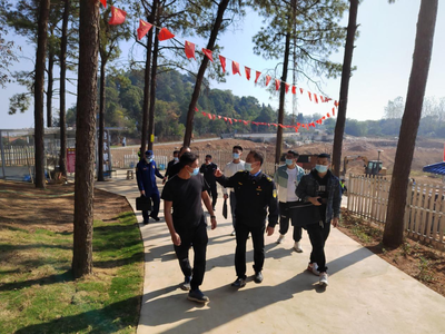 筑牢安全防線，護(hù)航生態(tài)旅游——區(qū)旅游安全專業(yè)委員會(huì)對梁子島生態(tài)旅游區(qū)開展專項(xiàng)督導(dǎo)檢查