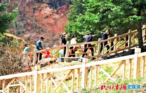 五一假期和政縣旅游熱度攀升，景區(qū)管理有序護(hù)航